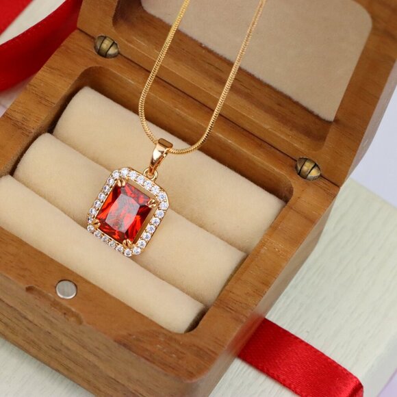 "Red Emerald-Cut Stone Pendant with Crystals in Rose Gold, XPPT1572 - Picture 10 of 13